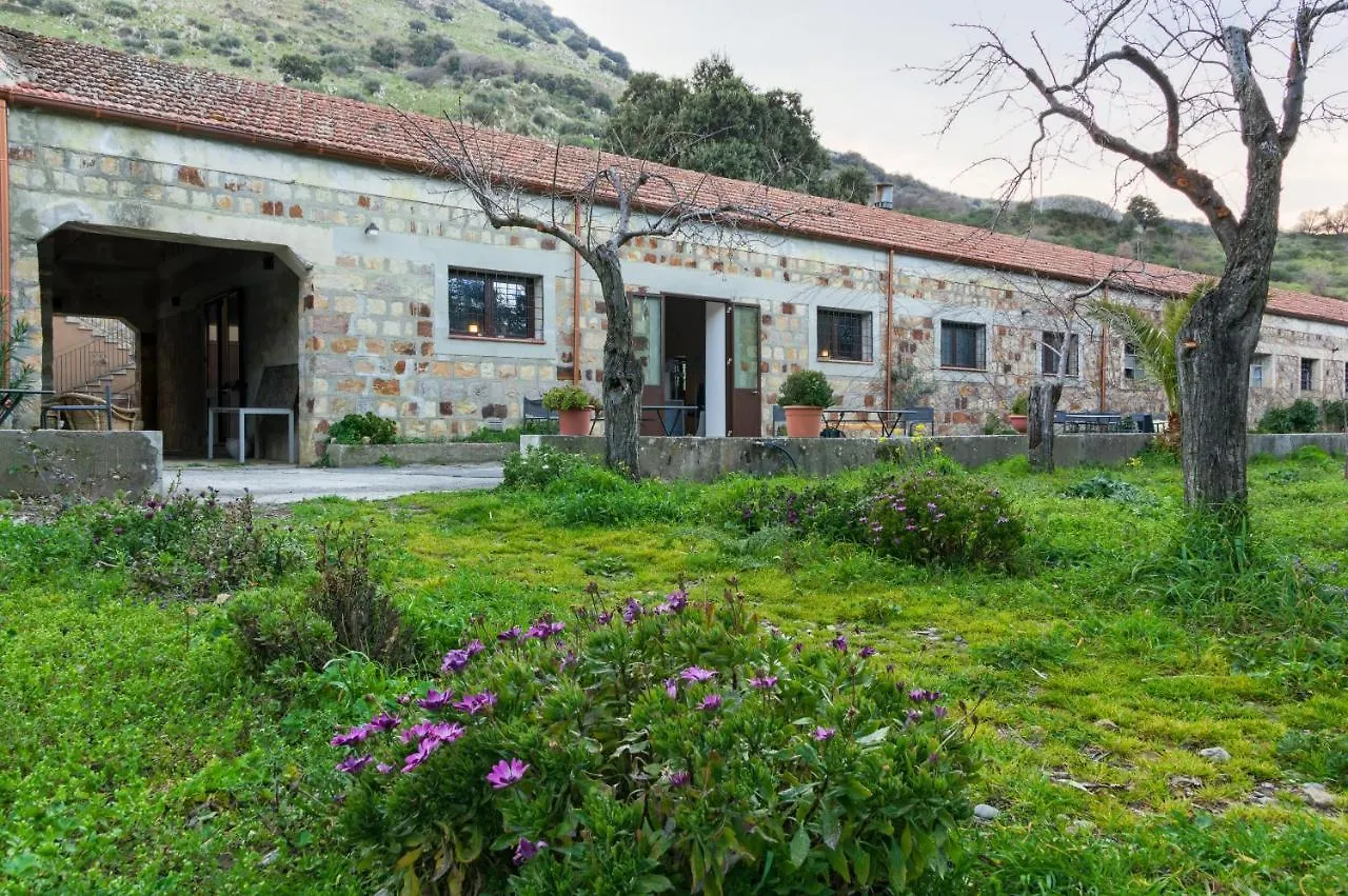Villa Feudo Galefona Gratteri 0*,  Italien